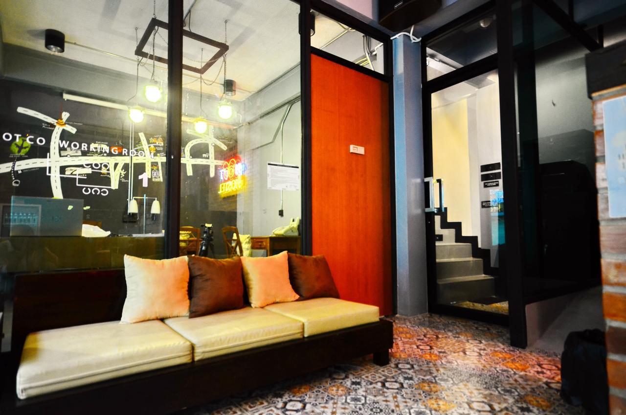 Hoot Hostel & Ratchada Μπανγκόκ Εξωτερικό φωτογραφία