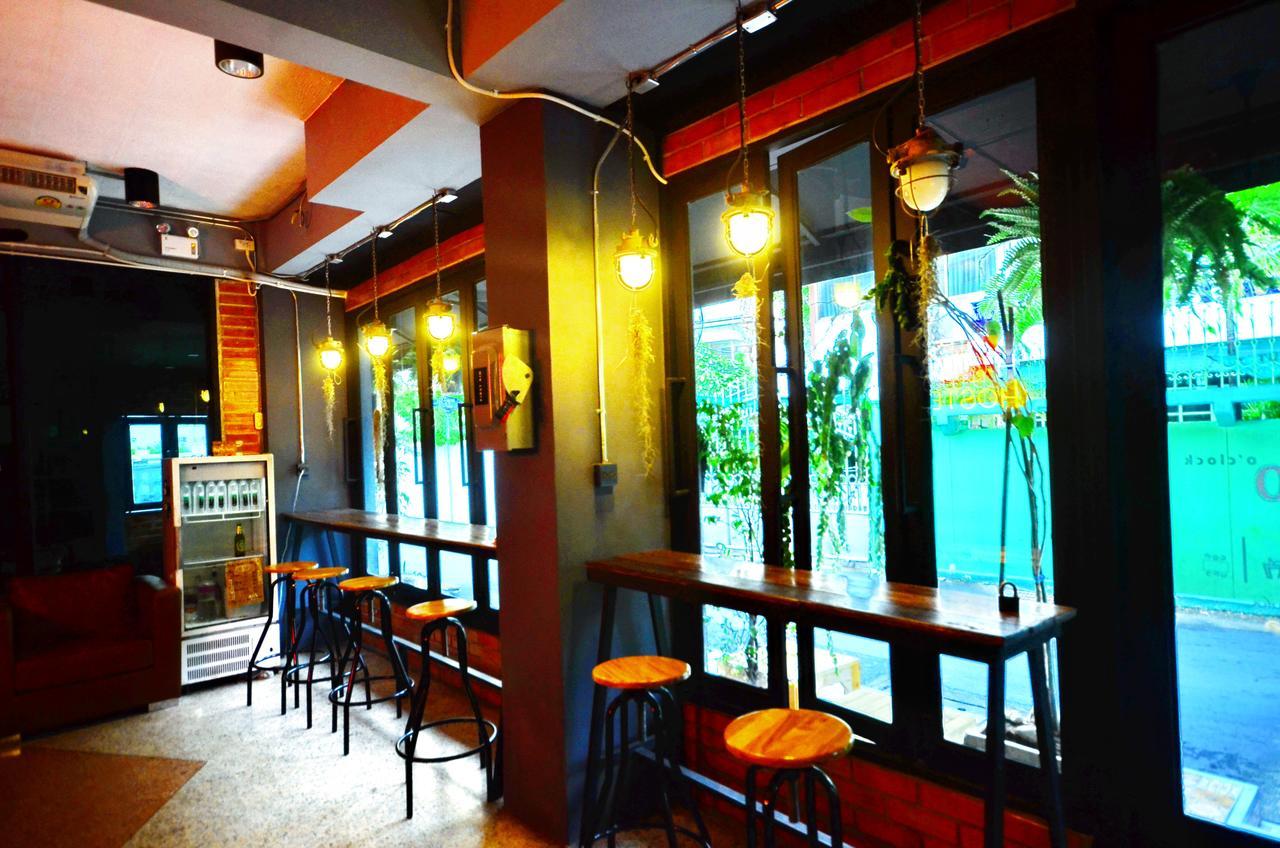 Hoot Hostel & Ratchada Μπανγκόκ Εξωτερικό φωτογραφία